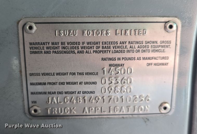 image for item DR3944 2001 Isuzu NPR refuse truck