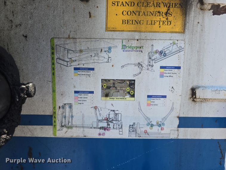 image for item DR3945 2016 Peterbilt 320 refuse truck