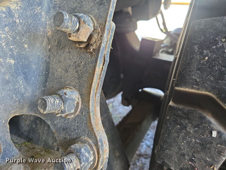 image for item DR3945 2016 Peterbilt 320 refuse truck