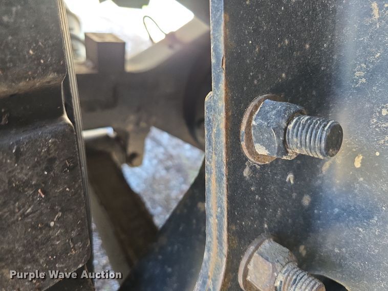 image for item DR3945 2016 Peterbilt 320 refuse truck