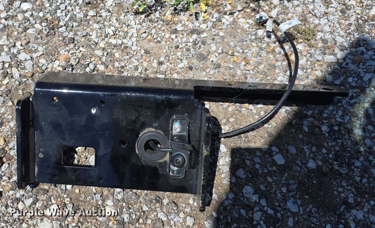 image for item DR3945 2016 Peterbilt 320 refuse truck