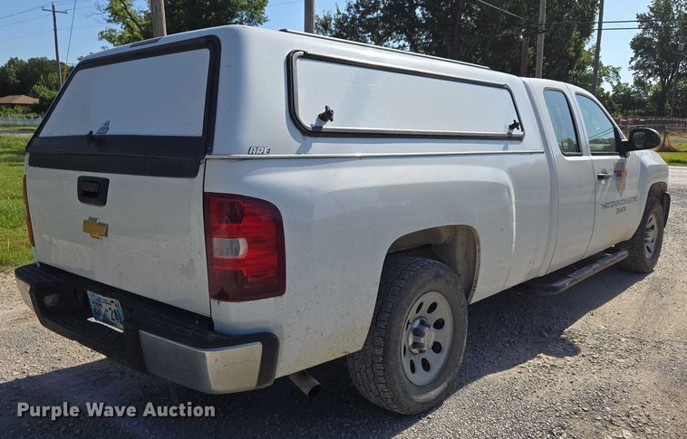 image for item DS3827 2013 Chevrolet Silverado 1500 Ext. Cab pickup truck