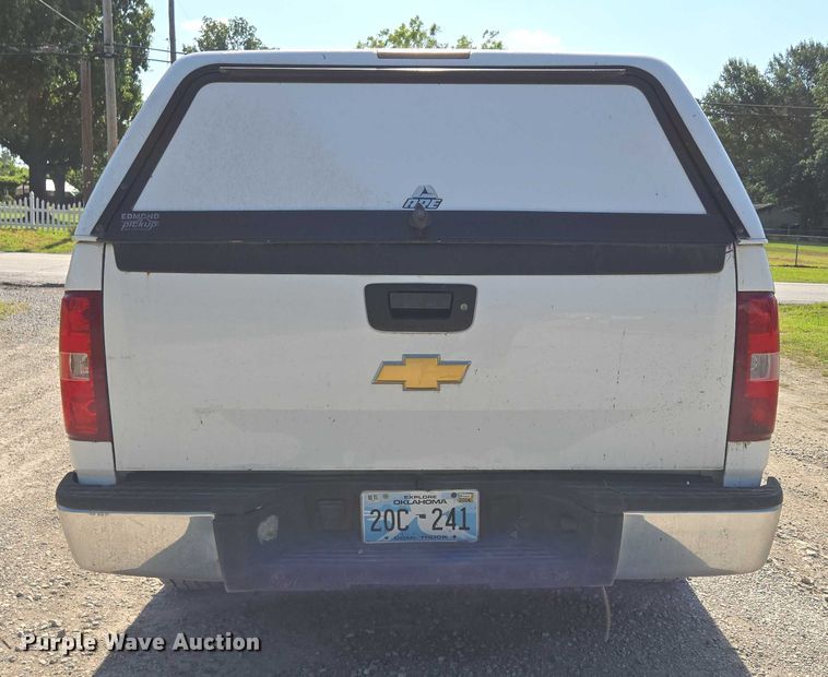 image for item DS3827 2013 Chevrolet Silverado 1500 Ext. Cab pickup truck