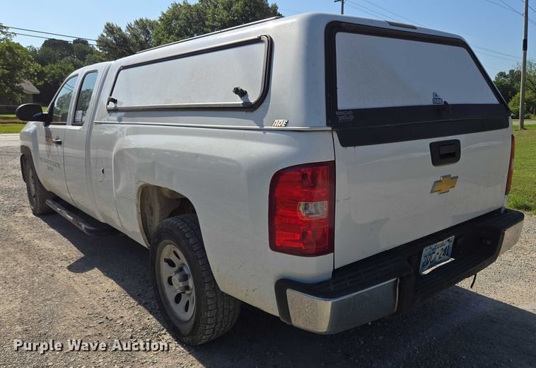 image for item DS3827 2013 Chevrolet Silverado 1500 Ext. Cab pickup truck