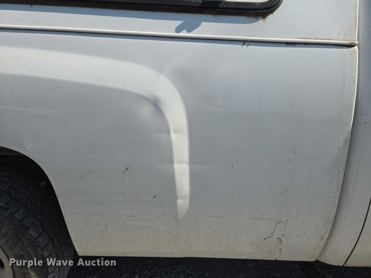 image for item DS3827 2013 Chevrolet Silverado 1500 Ext. Cab pickup truck