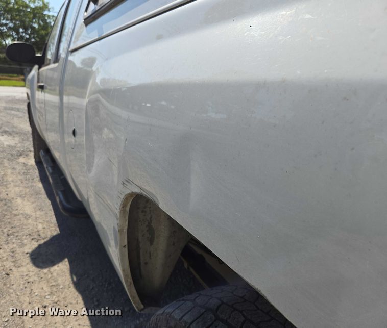 image for item DS3827 2013 Chevrolet Silverado 1500 Ext. Cab pickup truck