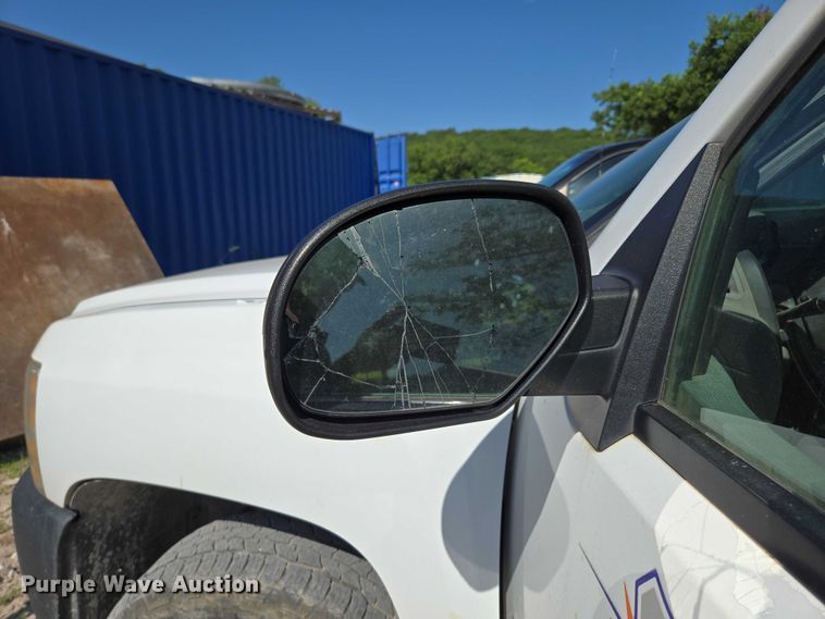 image for item DS3827 2013 Chevrolet Silverado 1500 Ext. Cab pickup truck