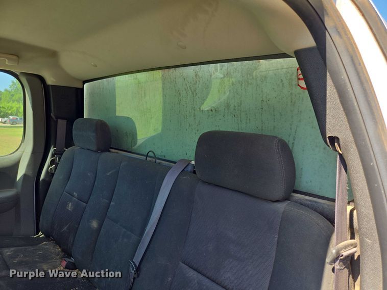 image for item DS3827 2013 Chevrolet Silverado 1500 Ext. Cab pickup truck