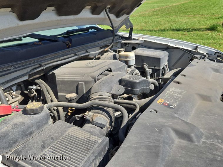 image for item DS3827 2013 Chevrolet Silverado 1500 Ext. Cab pickup truck