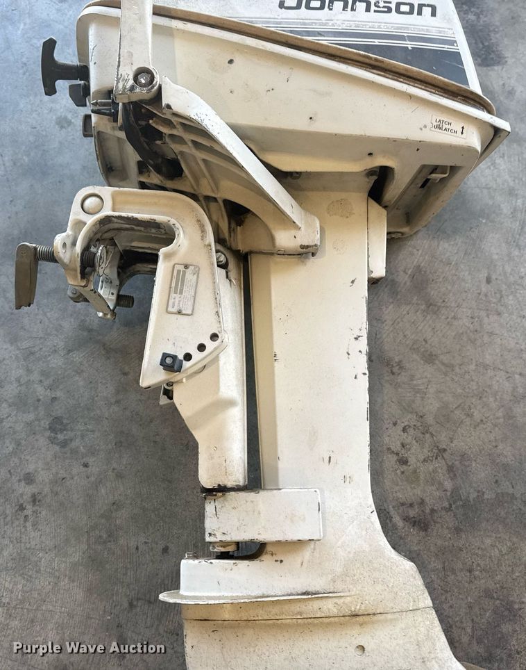 image for item DS3829 Johnson JSRCSS outboard engine