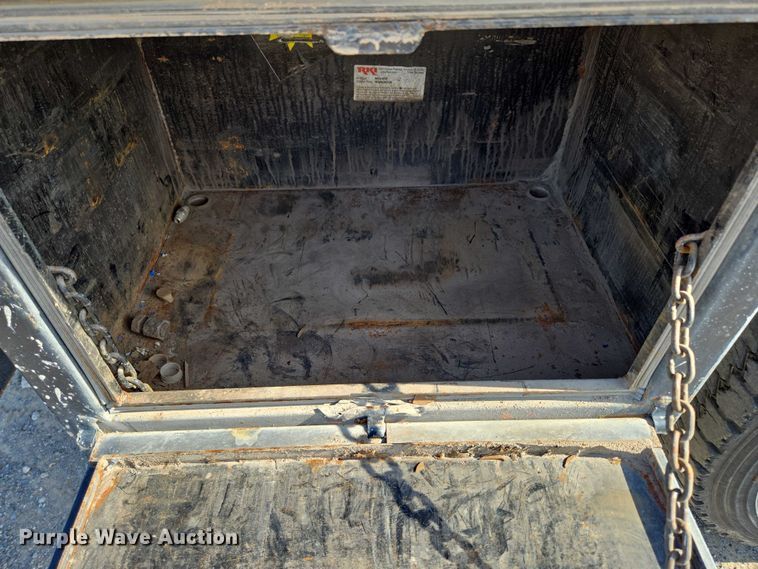 image for item DS3835 2017 Ford F550 Super Duty XL flatbed pickup truck