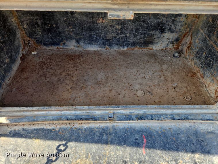 image for item DS3835 2017 Ford F550 Super Duty XL flatbed pickup truck