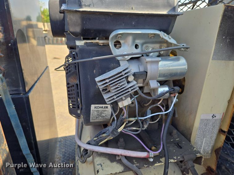 image for item DS3835 2017 Ford F550 Super Duty XL flatbed pickup truck