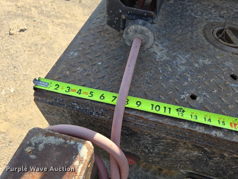 image for item DS3835 2017 Ford F550 Super Duty XL flatbed pickup truck