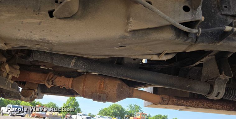 image for item DS3835 2017 Ford F550 Super Duty XL flatbed pickup truck