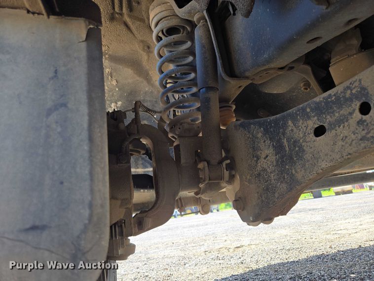 image for item DS3835 2017 Ford F550 Super Duty XL flatbed pickup truck