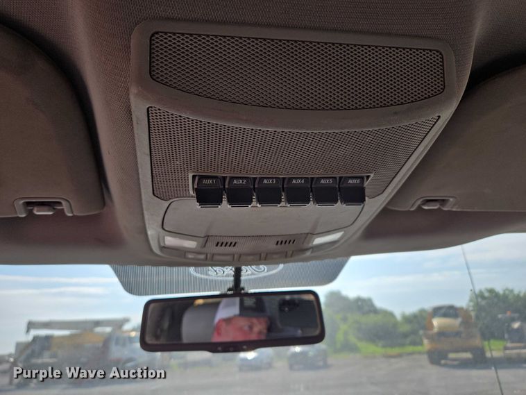 image for item DS3835 2017 Ford F550 Super Duty XL flatbed pickup truck