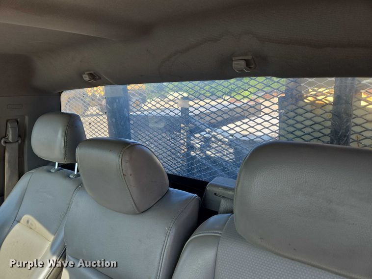 image for item DS3835 2017 Ford F550 Super Duty XL flatbed pickup truck