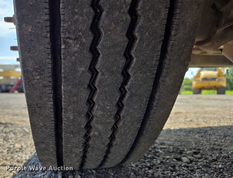 image for item DS3835 2017 Ford F550 Super Duty XL flatbed pickup truck