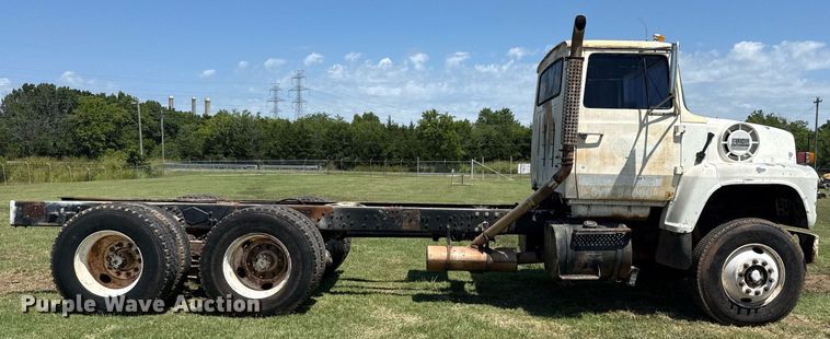 CAMIóN CHASIS 1982 FORD LNT8000