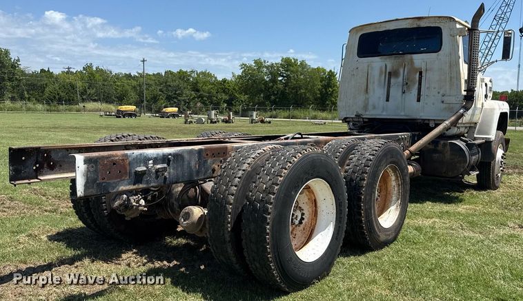 CAMIóN CHASIS 1982 FORD LNT8000
