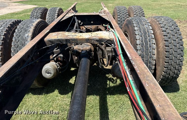 image for item DS3843 1982 Ford LNT8000 truck cab and chassis