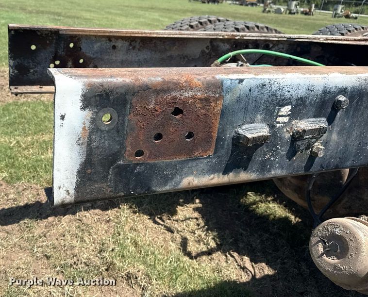 image for item DS3843 1982 Ford LNT8000 truck cab and chassis