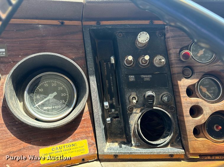 image for item DS3843 1982 Ford LNT8000 truck cab and chassis