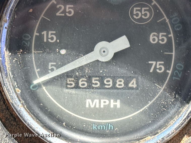 image for item DS3843 1982 Ford LNT8000 truck cab and chassis