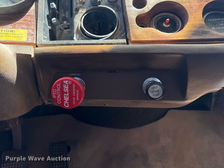 image for item DS3843 1982 Ford LNT8000 truck cab and chassis