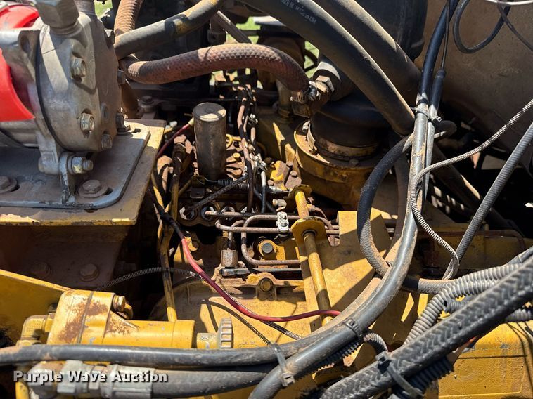 image for item DS3843 1982 Ford LNT8000 truck cab and chassis