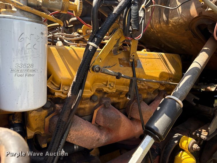 image for item DS3843 1982 Ford LNT8000 truck cab and chassis