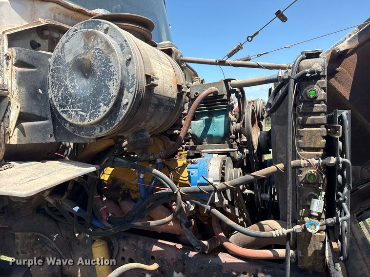 image for item DS3843 1982 Ford LNT8000 truck cab and chassis