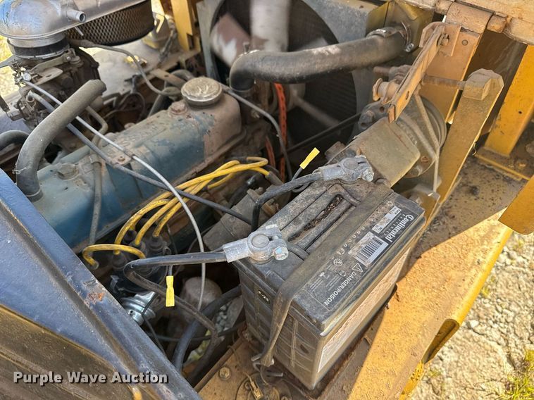 image for item DS3853 Komatsu FG20 forklift