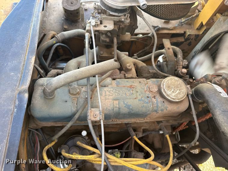 image for item DS3853 Komatsu FG20 forklift