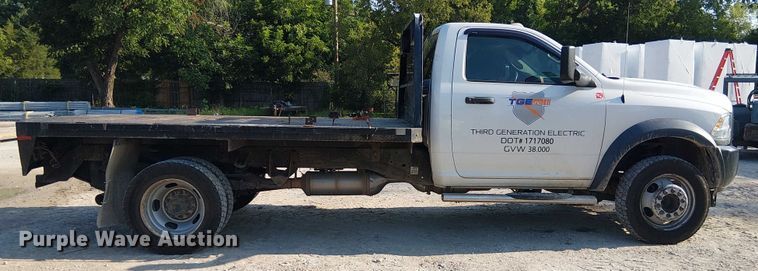 image for item DS3857 2018 Dodge Ram 5500 flatbed truck