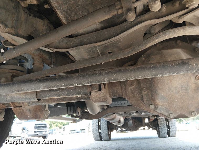 image for item DS3857 2018 Dodge Ram 5500 flatbed truck