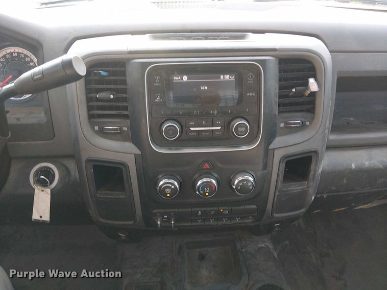 image for item DS3857 2018 Dodge Ram 5500 flatbed truck