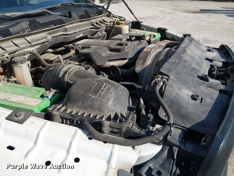 image for item DS3857 2018 Dodge Ram 5500 flatbed truck