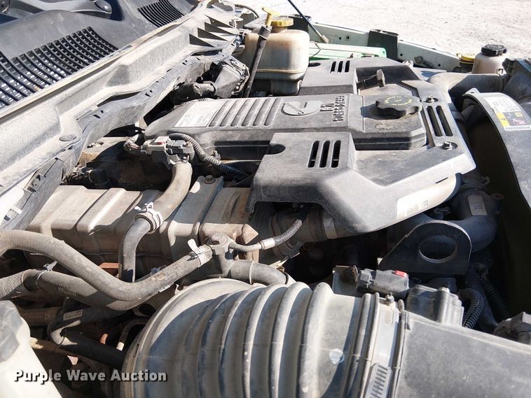 image for item DS3857 2018 Dodge Ram 5500 flatbed truck