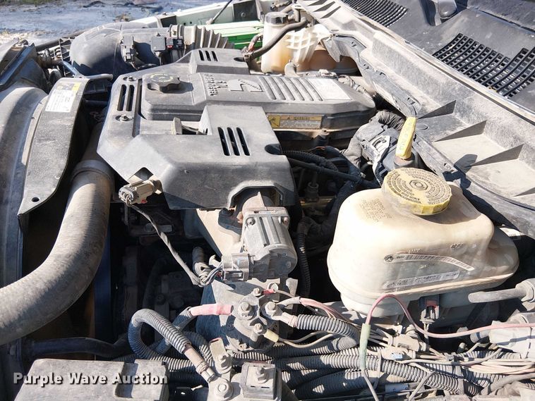 image for item DS3857 2018 Dodge Ram 5500 flatbed truck