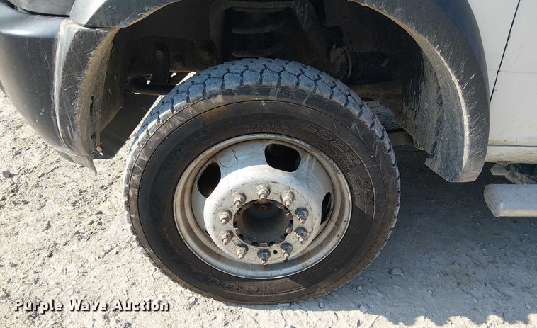 image for item DS3857 2018 Dodge Ram 5500 flatbed truck