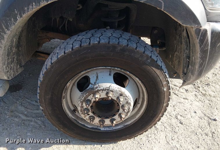 image for item DS3857 2018 Dodge Ram 5500 flatbed truck