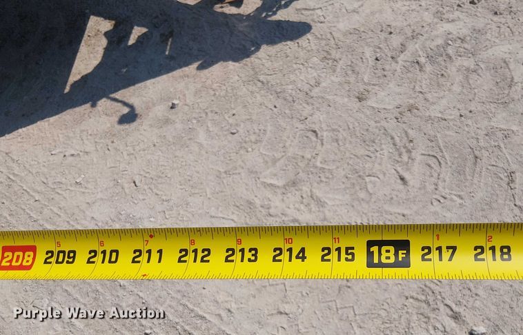 image for item DS3859 2015 PJ Trailers D8142 dump trailer