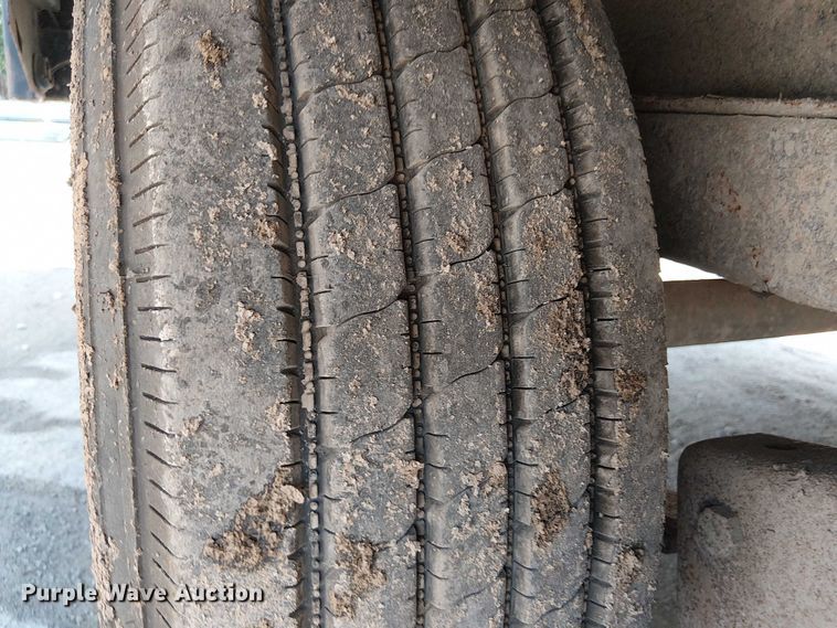 image for item DS3859 2015 PJ Trailers D8142 dump trailer