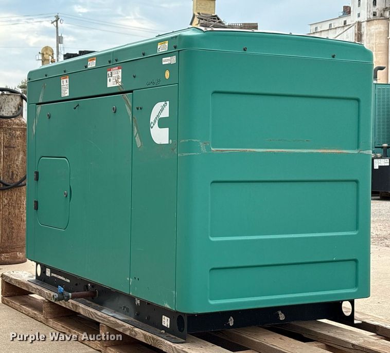 image for item DT6686 Cummins C25 N6 generator
