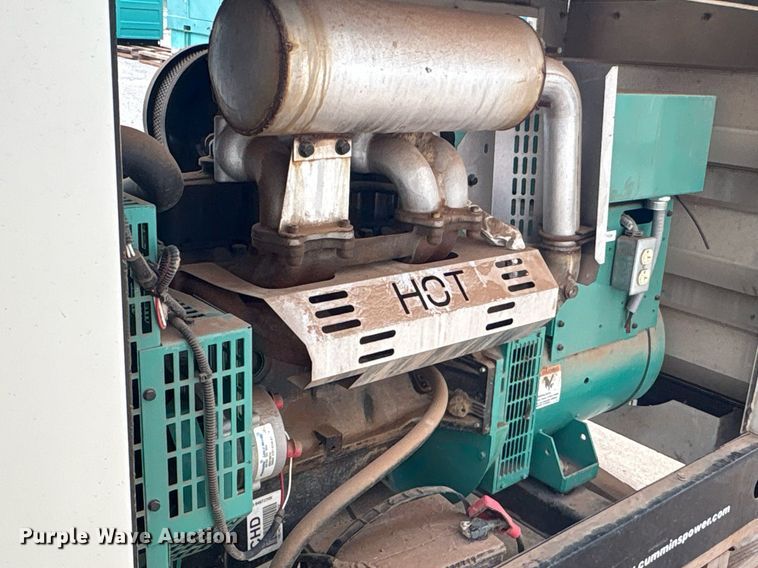 image for item DT6688 2011 Cummins GGMB-9235883 generator
