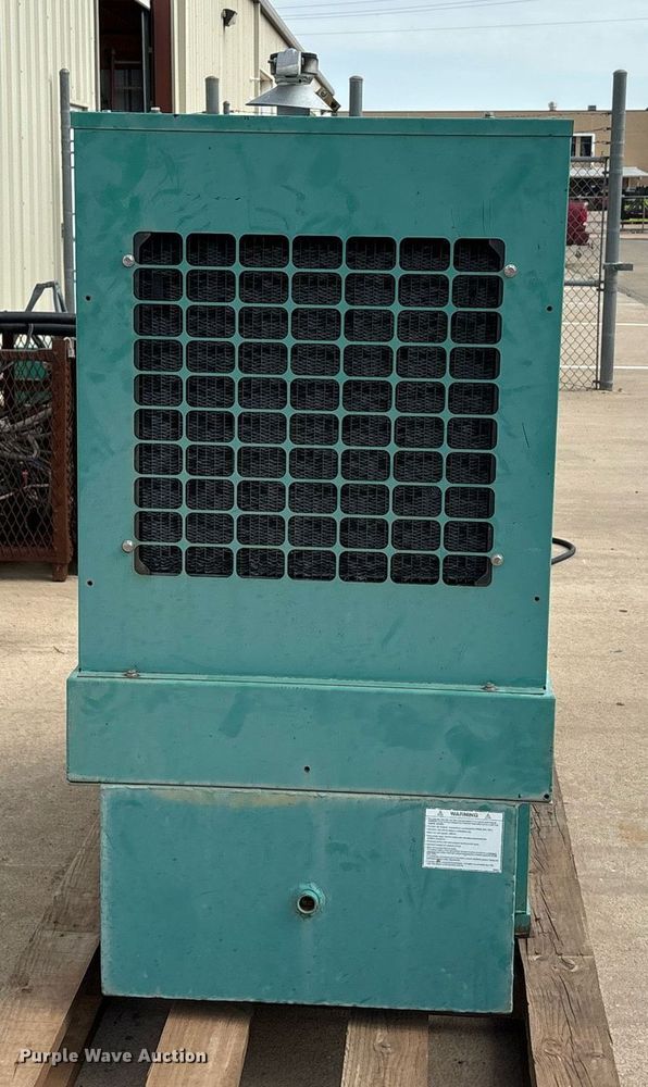 image for item DT6689 Cummins DKAE-5879763 generator