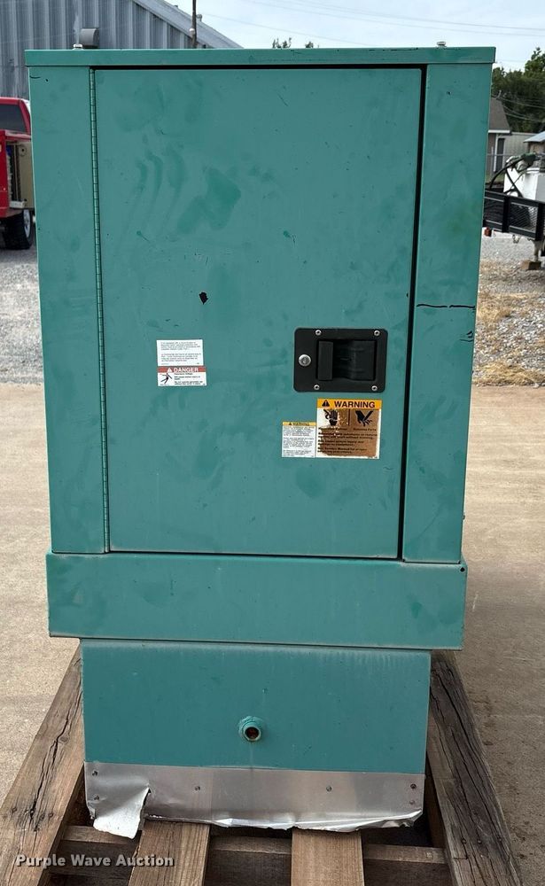 image for item DT6689 Cummins DKAE-5879763 generator