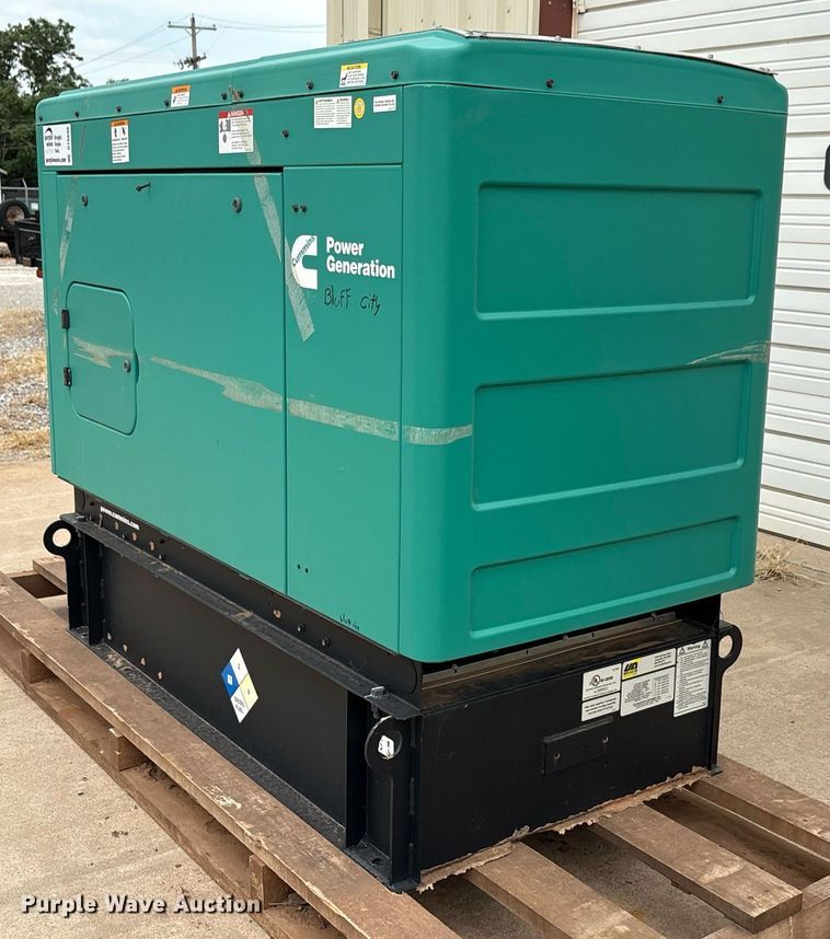 image for item DT6690 Cummins C20 D6 generator